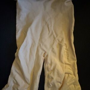 SKIMS CORE SCULPT MID RISE SHORT New without tags